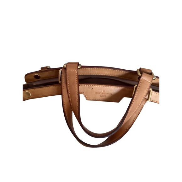 LOUIS VUITTON Beige Poudre Monogram Vernis Brea MM Bag - Picture 8 of 16